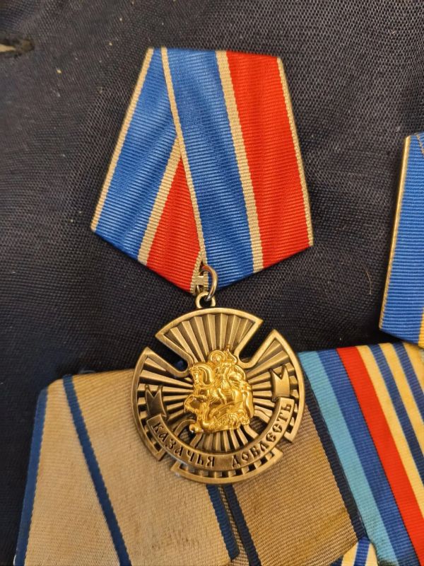 Евгений Шпирко удостоен награды на Всероссийском форуме казачества Евгений Шпирко удостоен награды на Всероссийском форуме казачества