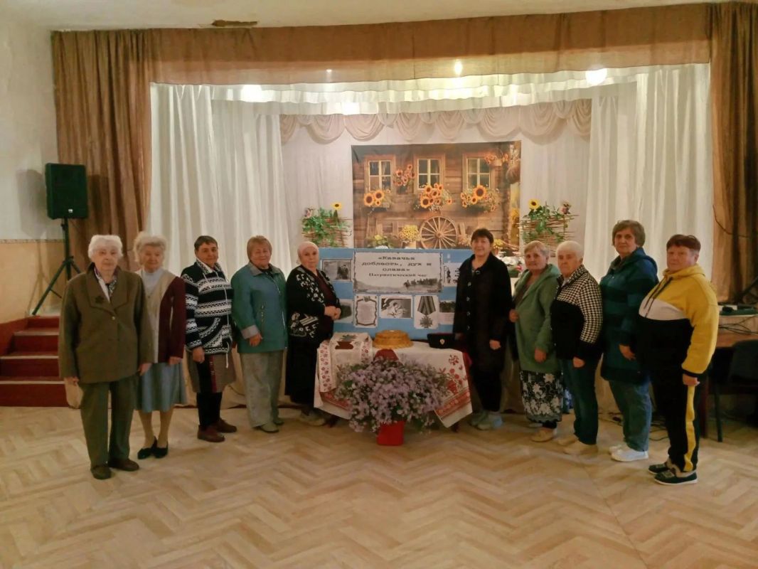 В учреждениях культуры провели мероприятия ко Дню казачества ЛНР В учреждениях культуры провели мероприятия ко Дню казачества ЛНР