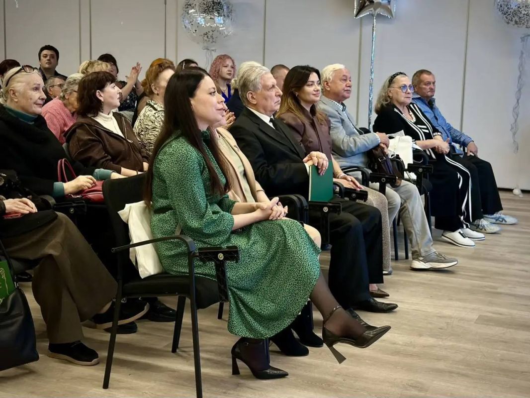 В столице республики при содействии Штаба общественной поддержки Единой России прошел концерт «Музыкальная сокровищница Луганщины» В столице республики при содействии Штаба общественной поддержки Единой России прошел концерт «Музыкальная сокровищница Луганщины»