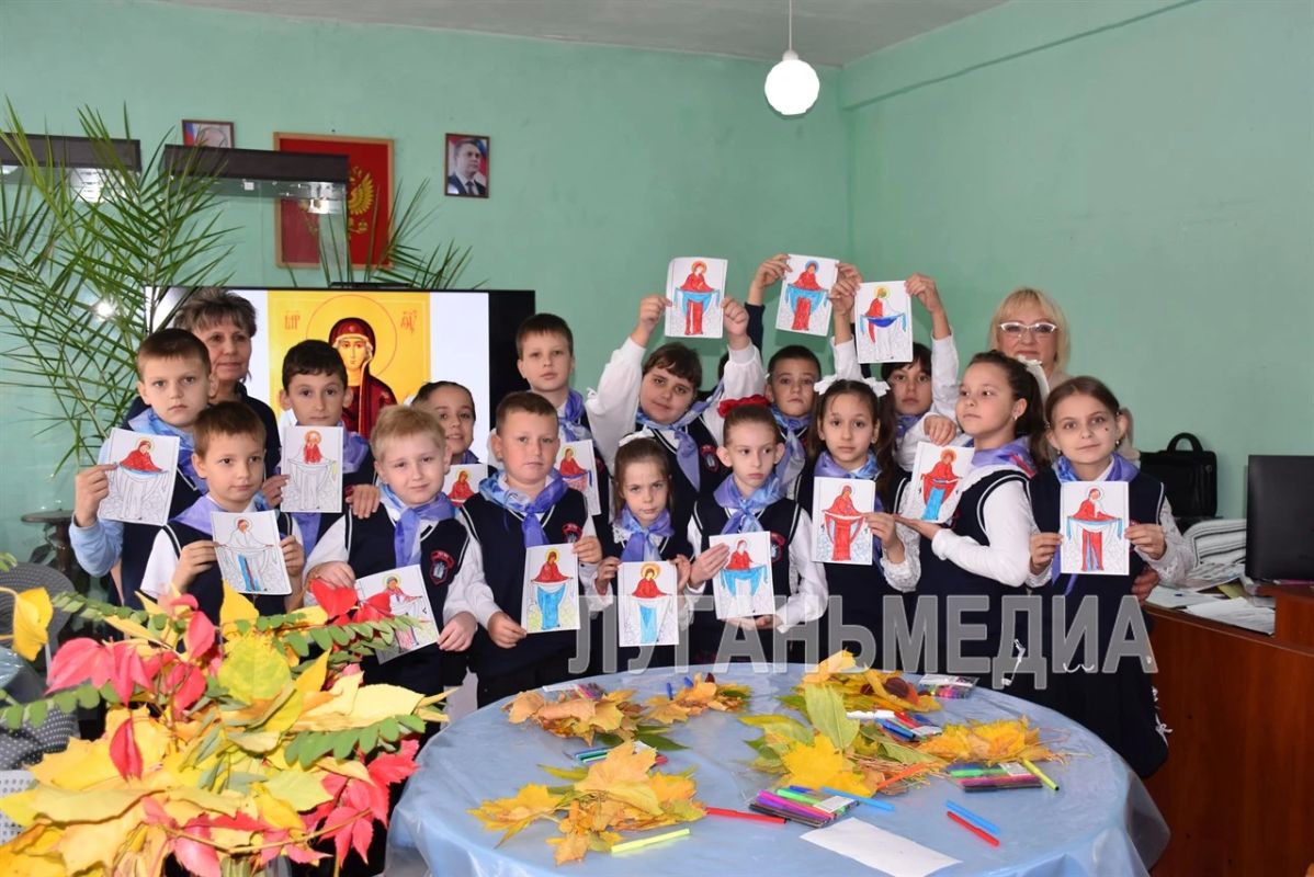 В Кировском городском музее встретили великий православный праздник Покрова Пресвятой Богородицы