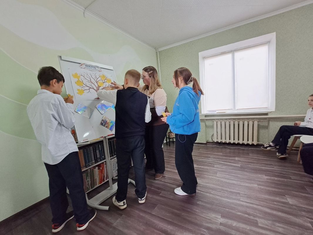 «Тёплый свет Покрова»: как в детской библиотеке встречали праздник «Тёплый свет Покрова»: как в детской библиотеке встречали праздник