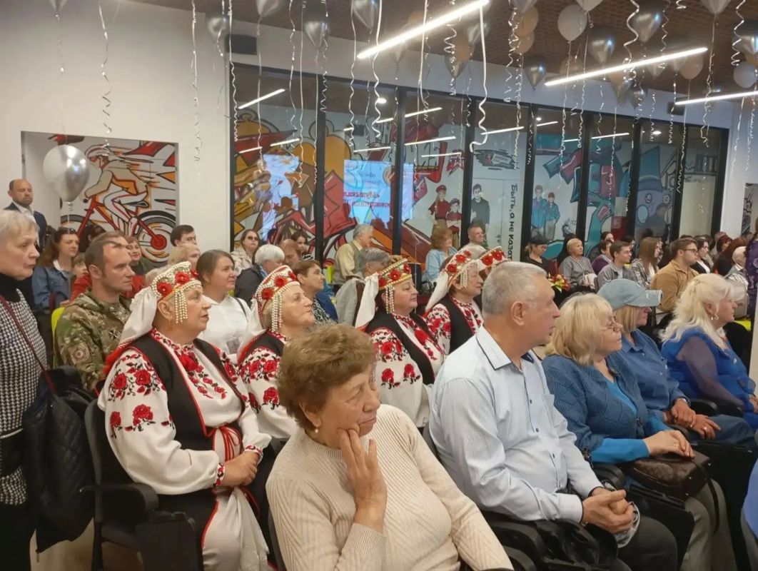«Стожары» на большой сцене: музыка, которая объединяет! «Стожары» на большой сцене: музыка, которая объединяет!