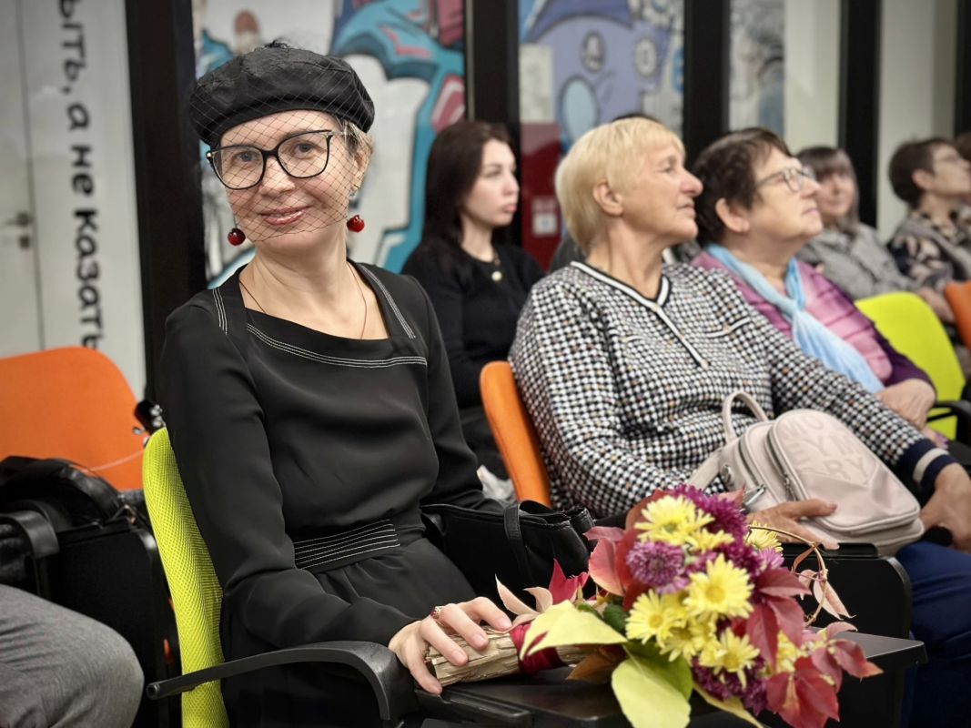 В Луганске при содействии Штаба общественной поддержки Единой России прошел концерт «Музыкальная сокровищница Луганщины» В Луганске при содействии Штаба общественной поддержки Единой России прошел концерт «Музыкальная сокровищница Луганщины»