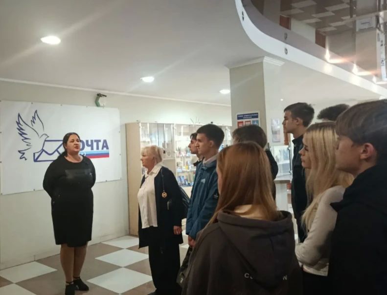 Профориентация по-почтовому: заглянули за кулисы Луганского Почтамта! Профориентация по-почтовому: заглянули за кулисы Луганского Почтамта!