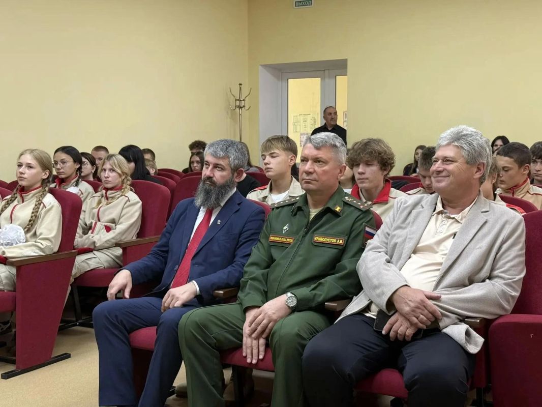 В Меловском муниципальном округе состоялся день призывника В Меловском муниципальном округе состоялся день призывника