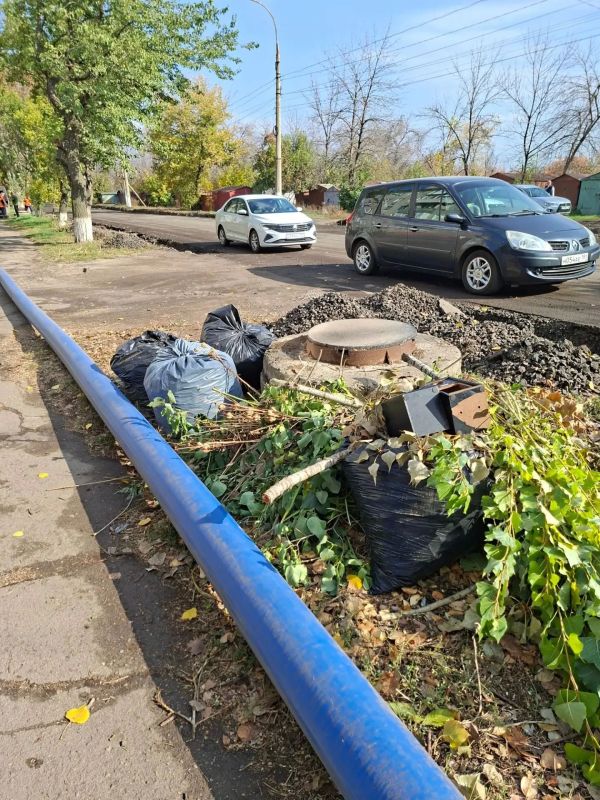 В Молодогвардейске продолжаются работы по обновлению коммунальных сетей В Молодогвардейске продолжаются работы по обновлению коммунальных сетей