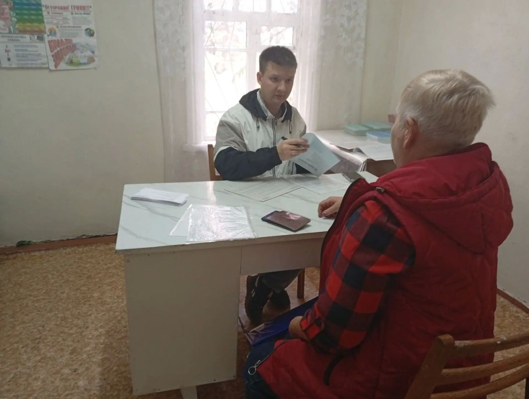 В пгт. Штеровка прошла выездная вакцинация от гриппа и COVID-19 В пгт. Штеровка прошла выездная вакцинация от гриппа и COVID-19