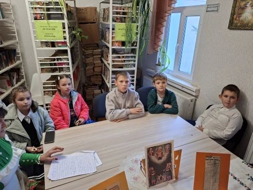 В библиотеке пгт Городище прошёл духовный час «Луганский край — казачий» В библиотеке пгт Городище прошёл духовный час «Луганский край — казачий»