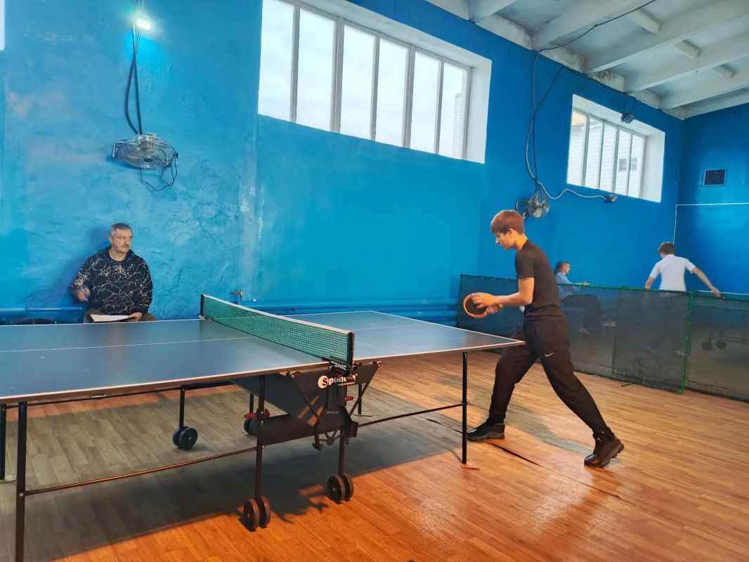 Муниципальный этап «Цикла спортивных мероприятий «Будь Первым!» по настольному теннису прошел в Ровеньках Муниципальный этап «Цикла спортивных мероприятий «Будь Первым!» по настольному теннису прошел в Ровеньках