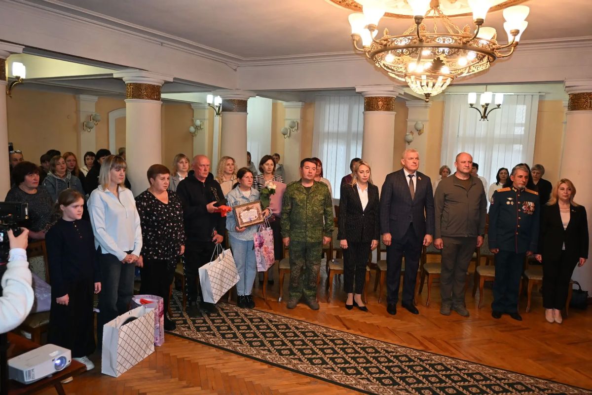ГЕРОИ НАШЕГО ОКРУГА: ГОРДОСТЬ НАШИХ СЕМЕЙ ГЕРОИ НАШЕГО ОКРУГА: ГОРДОСТЬ НАШИХ СЕМЕЙ