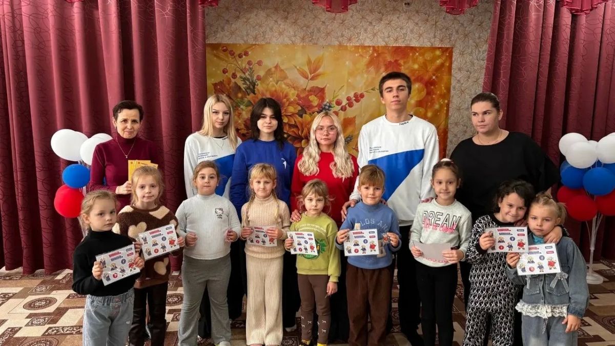 «Папа — мой главный герой!»: активисты Движения Первых провели мастер-класс ко Дню отца! «Папа — мой главный герой!»: активисты Движения Первых провели мастер-класс ко Дню отца!