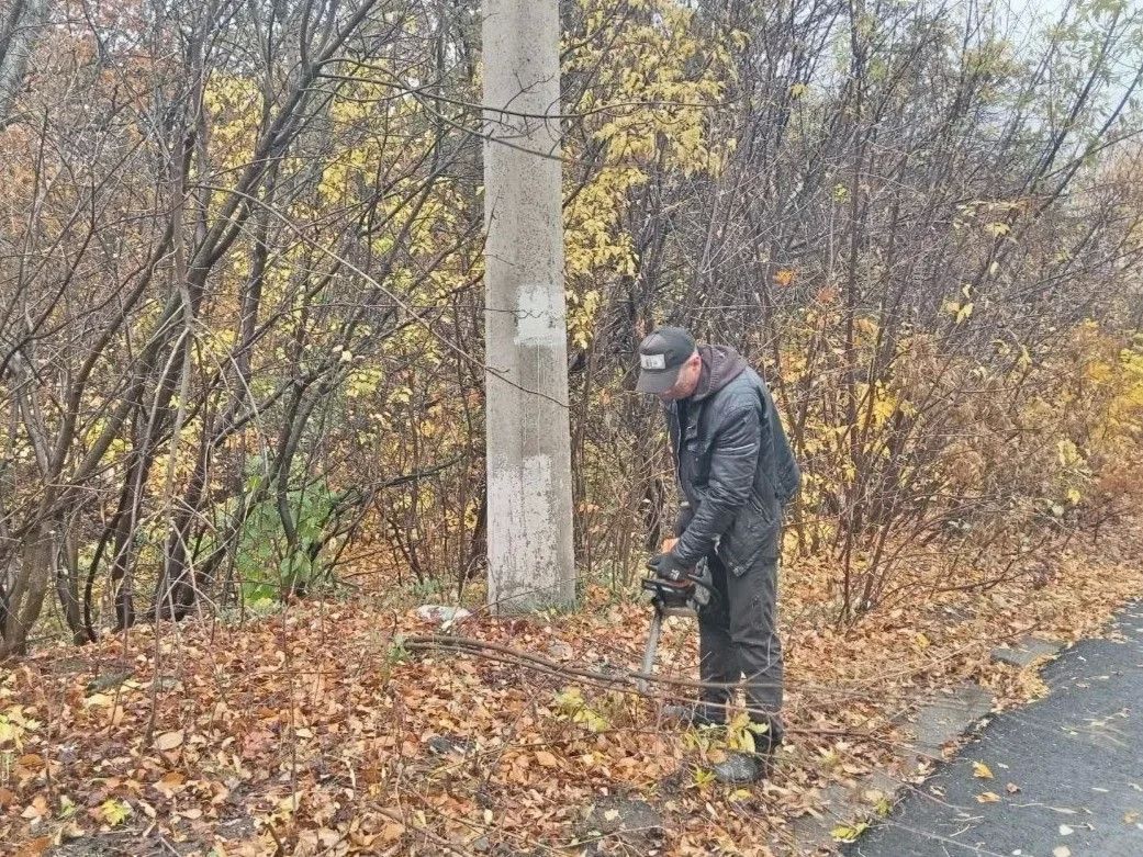 Коммунальными службами проведены работы на территории города Коммунальными службами проведены работы на территории города