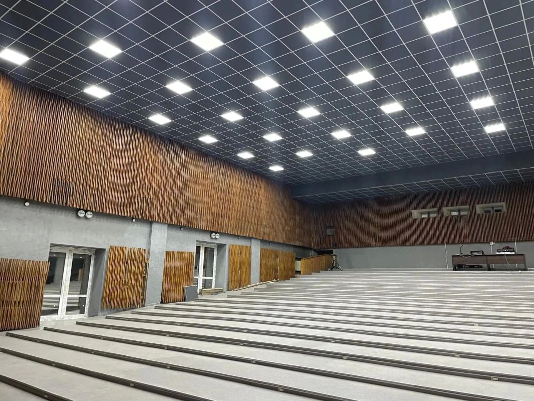 В Суходольском Дворце культуры имени Олега Кошевого подходит к завершению масштабный ремонт зрительного зала