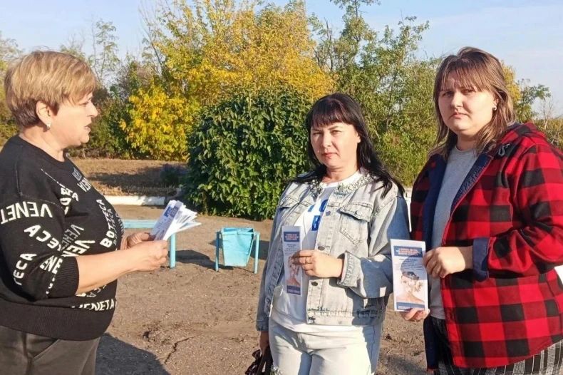 Сотрудники Бирюковского ДК провели антинаркотическую акцию «Шаг в бездну» Сотрудники Бирюковского ДК провели антинаркотическую акцию «Шаг в бездну»