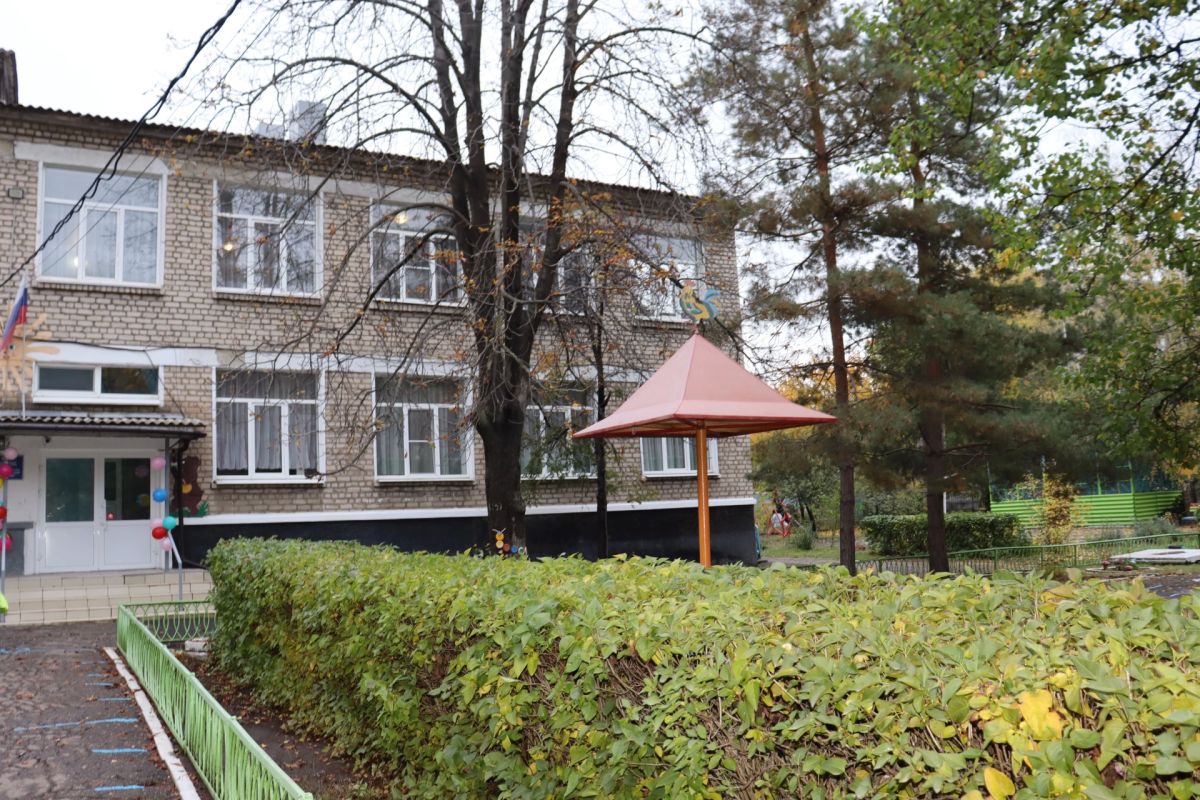 Сегодня замечательный праздник в детском саду «Солнышко» Сегодня замечательный праздник в детском саду «Солнышко»