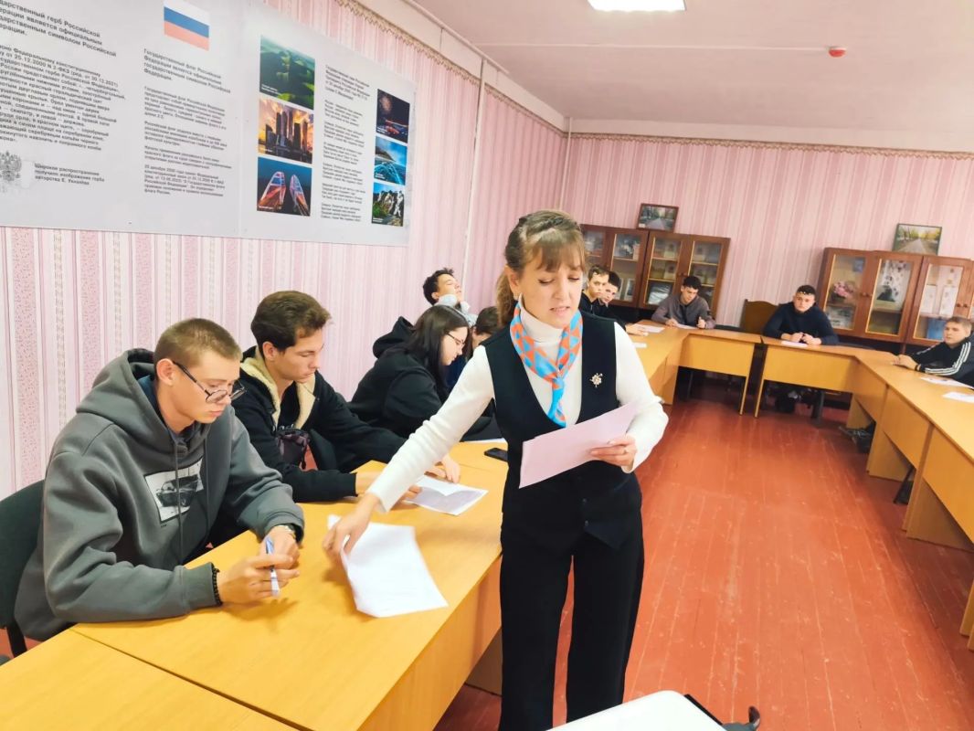 Ярмарка вакансий учебных - рабочих мест в Краснодонском муниципальном округе Ярмарка вакансий учебных - рабочих мест в Краснодонском муниципальном округе