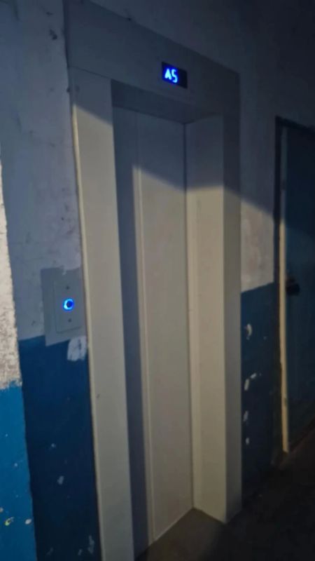 В Свердловском муниципальном округе завершаются работы по замене лифтового оборудования на социально значимых объектах В Свердловском муниципальном округе завершаются работы по замене лифтового оборудования на социально значимых объектах