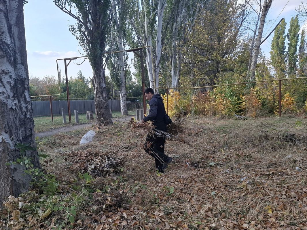 В Суходольске продолжаются работы по благоустройству В Суходольске продолжаются работы по благоустройству