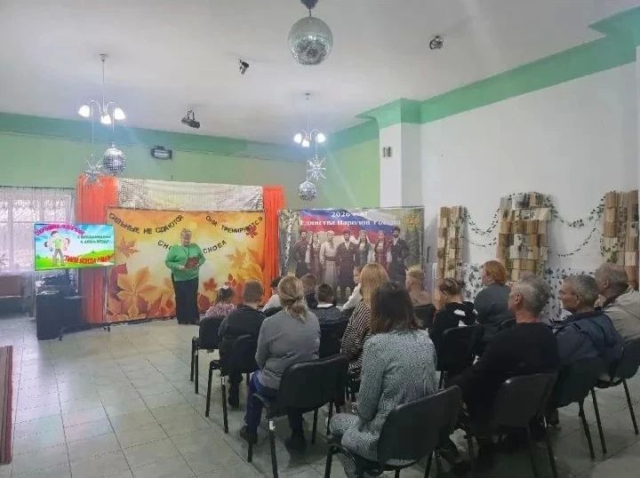 День отца в Михайловке: турнир по дартсу объединил поколения
