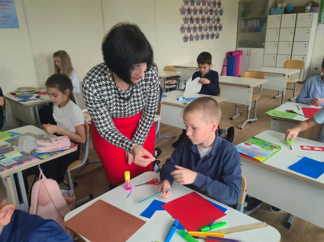 Главные слова для главного мужчины: в ЛУВК прошёл мастер-класс ко Дню отца Главные слова для главного мужчины: в ЛУВК прошёл мастер-класс ко Дню отца