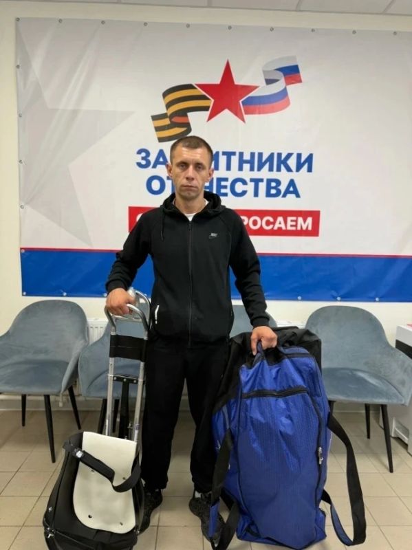 От реабилитации к большим победам: ветераны СВО из ЛНР играют в следж-хоккей От реабилитации к большим победам: ветераны СВО из ЛНР играют в следж-хоккей