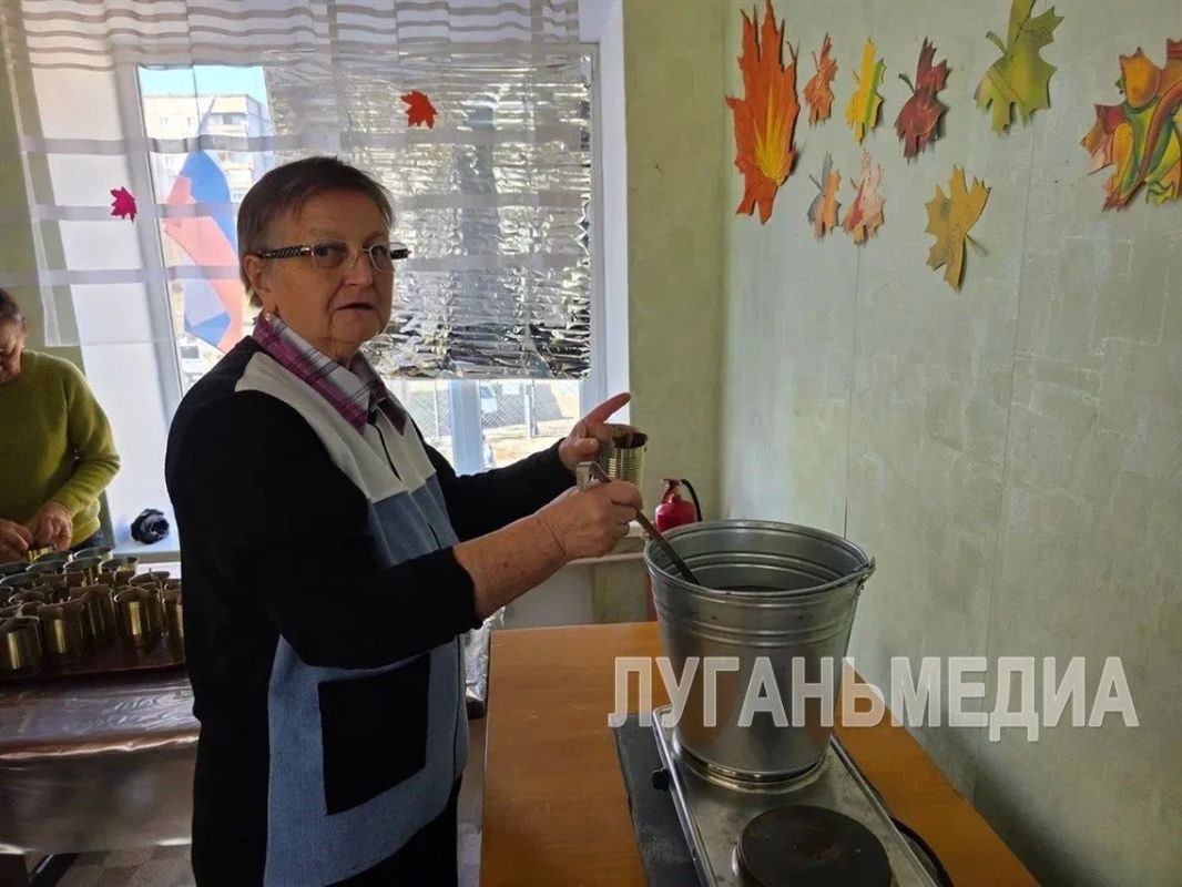 В Первомайске прошел мастер-класс по изготовлению окопных свечей для последующей их передачи военнослужащим В Первомайске прошел мастер-класс по изготовлению окопных свечей для последующей их передачи военнослужащим
