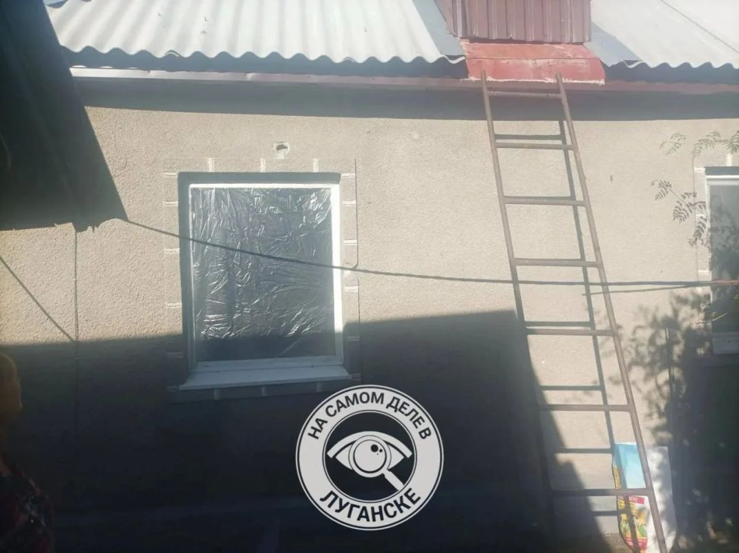 После утренней атаки ВСУ в Алмазной ЛНР повреждены жилые дома
