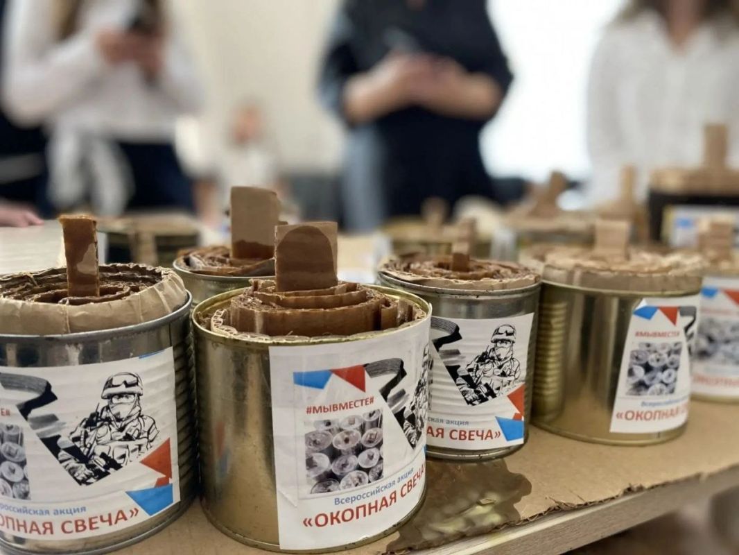 Тепло наших сердец — фронту: в Новоайдаре прошла акция «Окопная свеча» Тепло наших сердец — фронту: в Новоайдаре прошла акция «Окопная свеча»