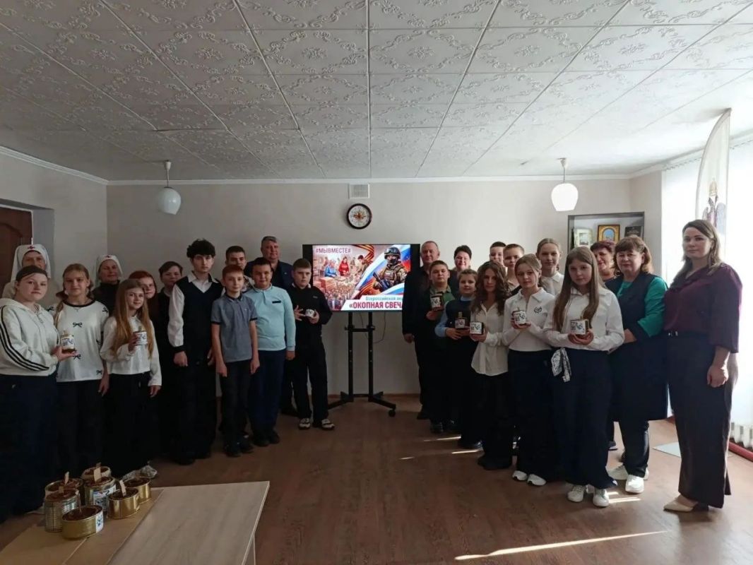 Тепло наших сердец — фронту: в Новоайдаре прошла акция «Окопная свеча»