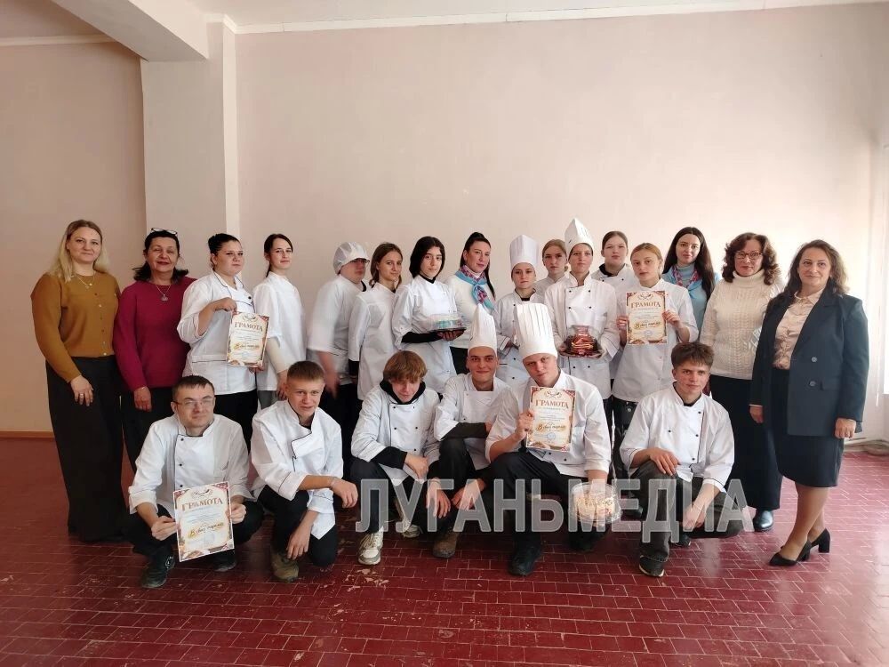 В Первомайском колледже прошел профессиональный турнир поваров «В своей тарелке»