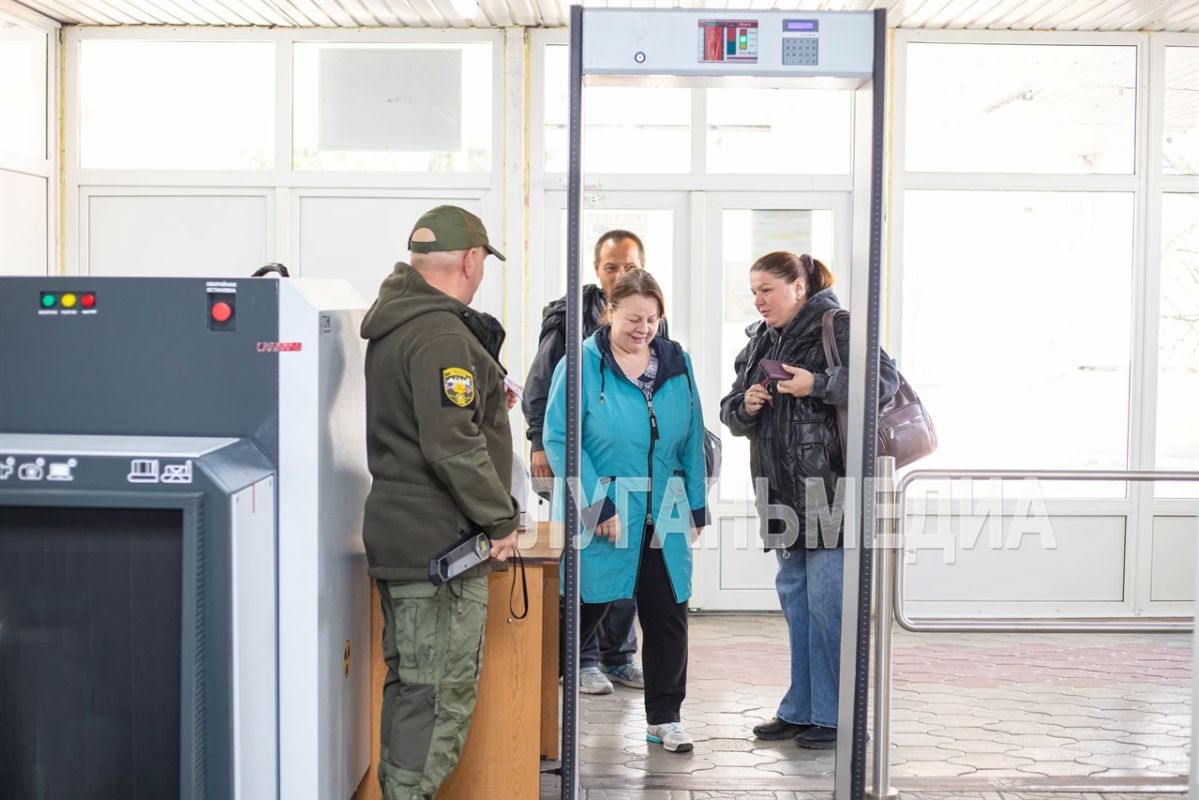 С конца прошлого года на Луганском автовокзале, находящемся на улице Оборонной, начали внедрять усовершенствованные меры по обеспечению безопасности С конца прошлого года на Луганском автовокзале, находящемся на улице Оборонной, начали внедрять усовершенствованные меры по обеспечению безопасности