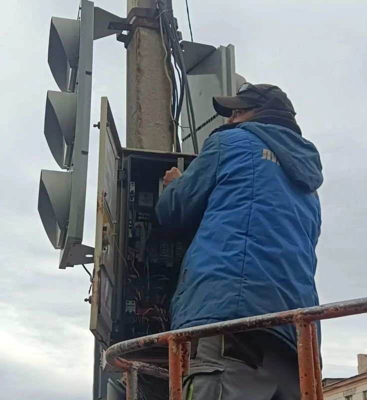Коммунальными службами проведены работы на территории города Коммунальными службами проведены работы на территории города