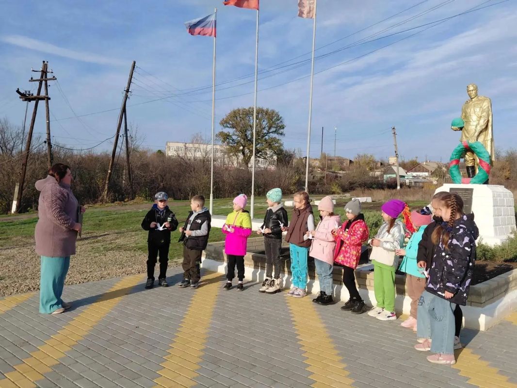 В Городище прошел литературных час, посвященный памяти героев В Городище прошел литературных час, посвященный памяти героев