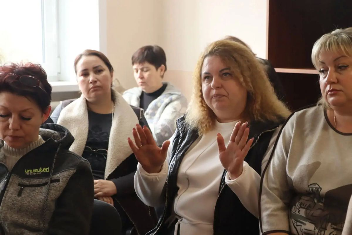 Прошла встреча руководства Администрации и Совета городского округа с жителями Северодонецка Прошла встреча руководства Администрации и Совета городского округа с жителями Северодонецка