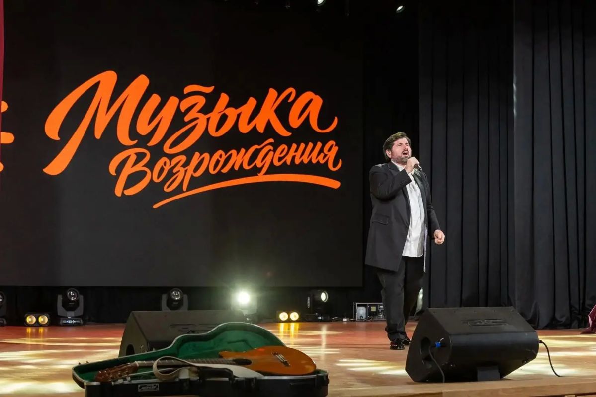 Свет погас - концерт продолжился: «Музыка возрождения» снова в Луганске