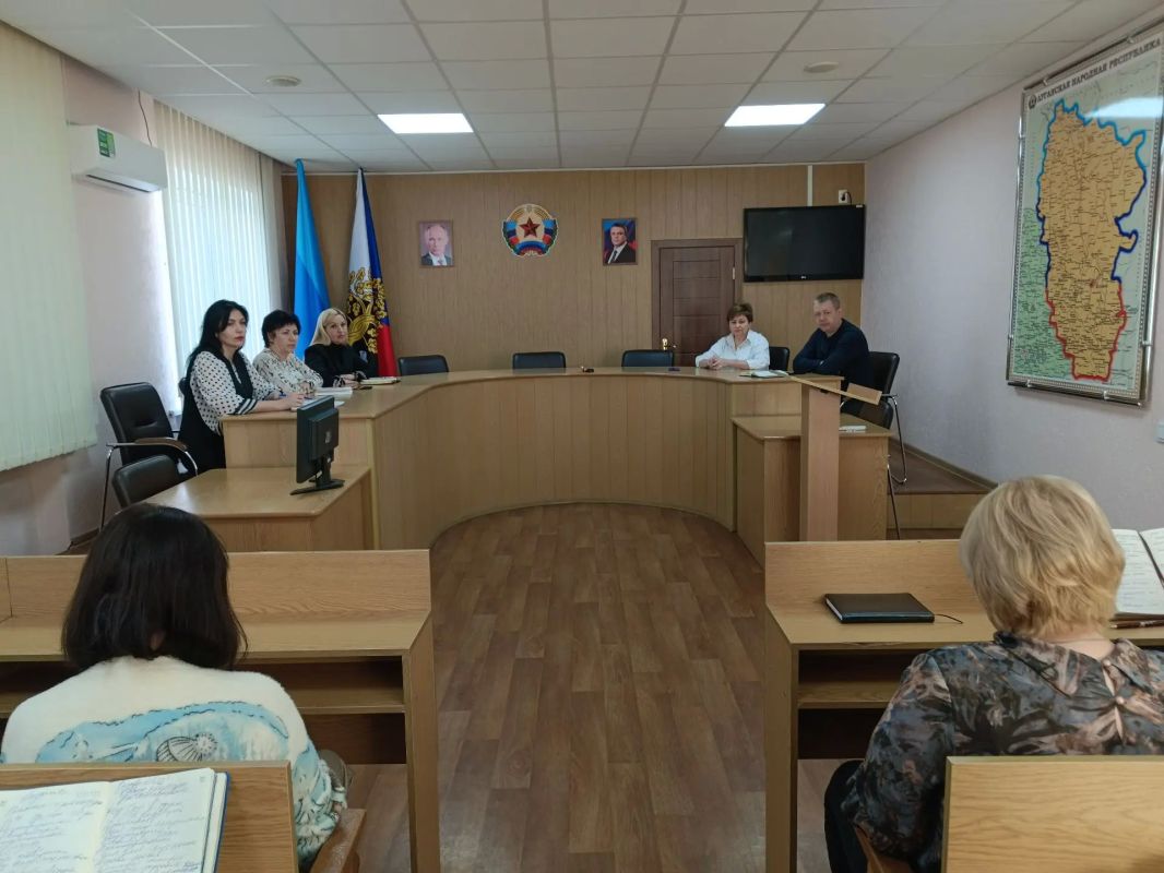 В Администрации городского округа город Ровеньки состоялось плановое рабочее совещание