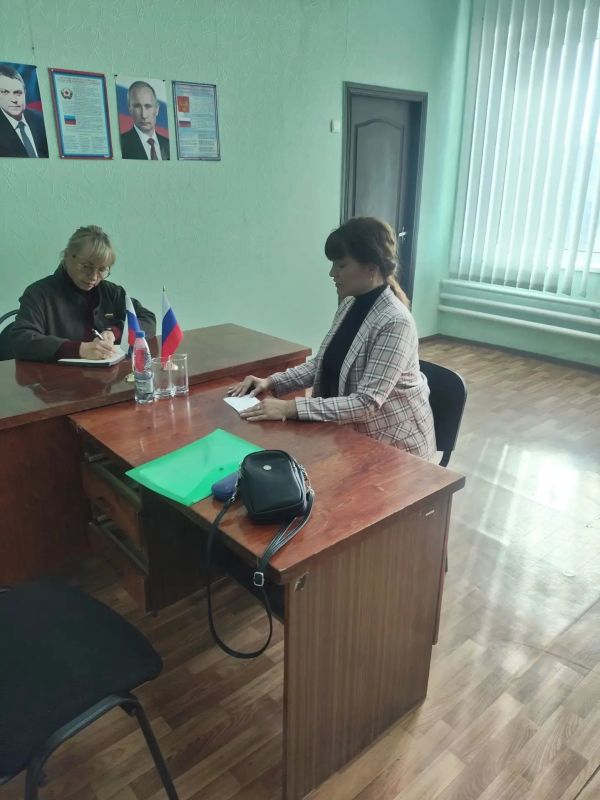 Депутат Совета Краснодонского муниципального округа Елена Анцупова провела очередной личный прием граждан