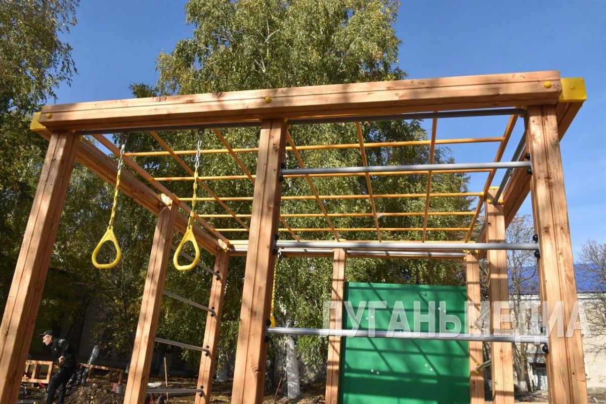 «Единая Россия» проинспектировала ход благоустройства парка Культуры и отдыха в Новопскове «Единая Россия» проинспектировала ход благоустройства парка Культуры и отдыха в Новопскове
