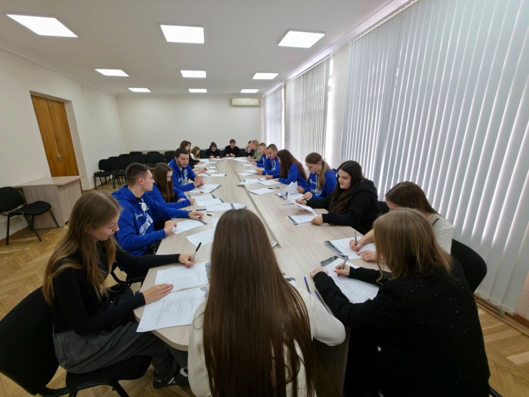 «Выбирай свое»: В Луганске молодежь присоединилась к Научно-технологическому диктанту «Выбирай свое»: В Луганске молодежь присоединилась к Научно-технологическому диктанту