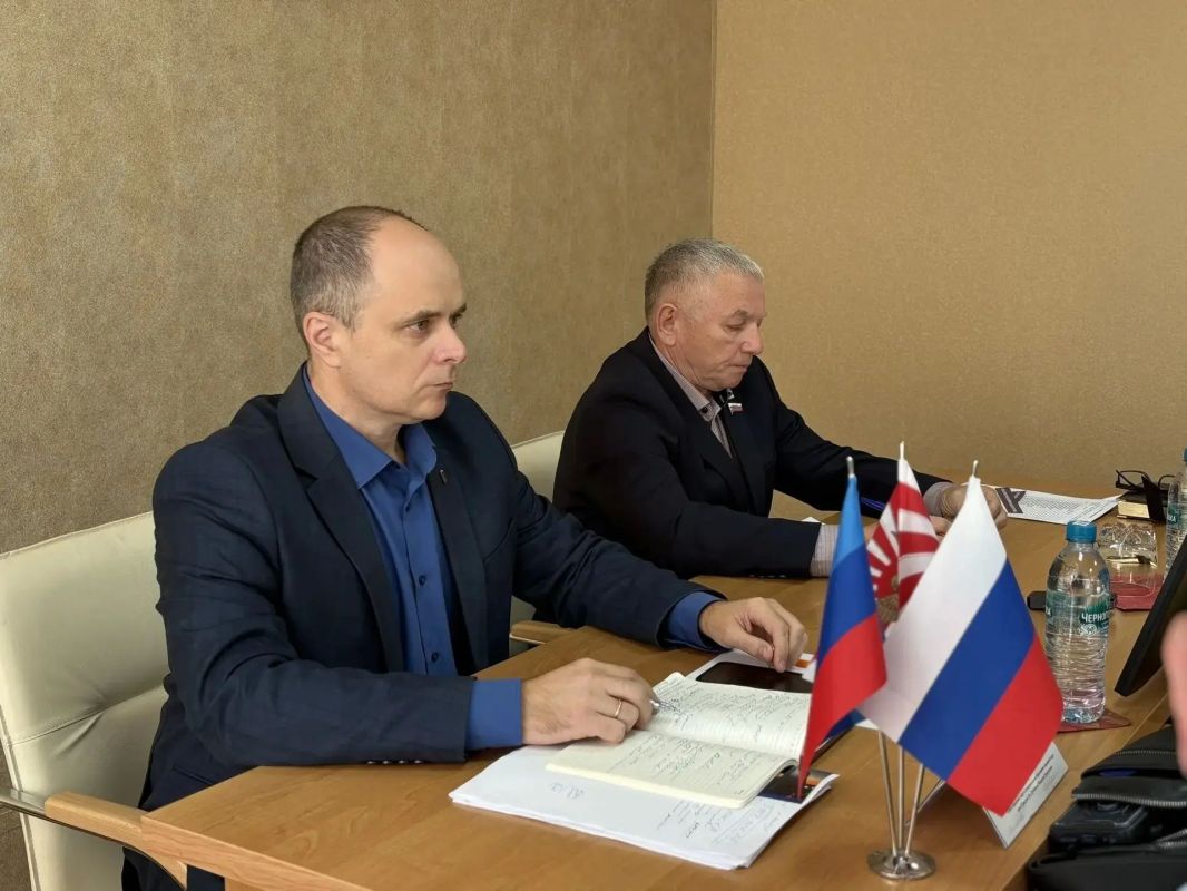 Принял участие в заседании Совета городского округа