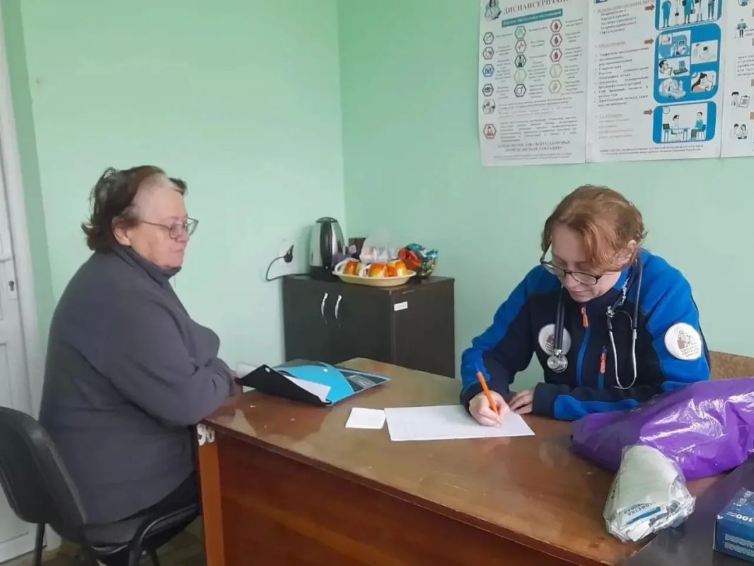 В селах Колядовка и Дмитровка прошел прием профильных медицинских специалистов В селах Колядовка и Дмитровка прошел прием профильных медицинских специалистов