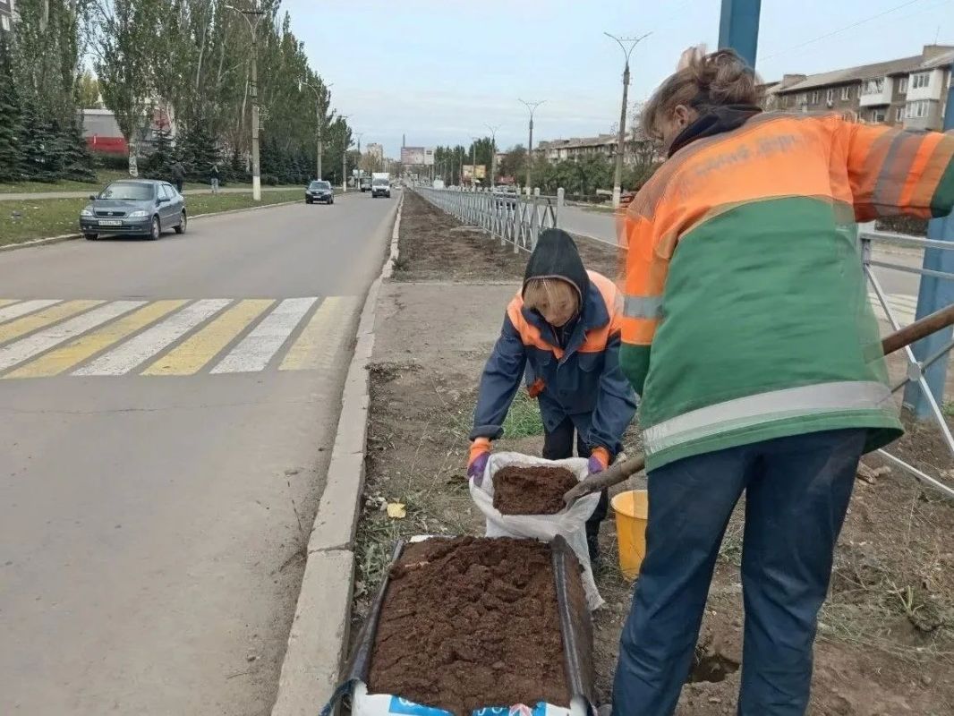 Коммунальными службами проведены работы на территории города Коммунальными службами проведены работы на территории города