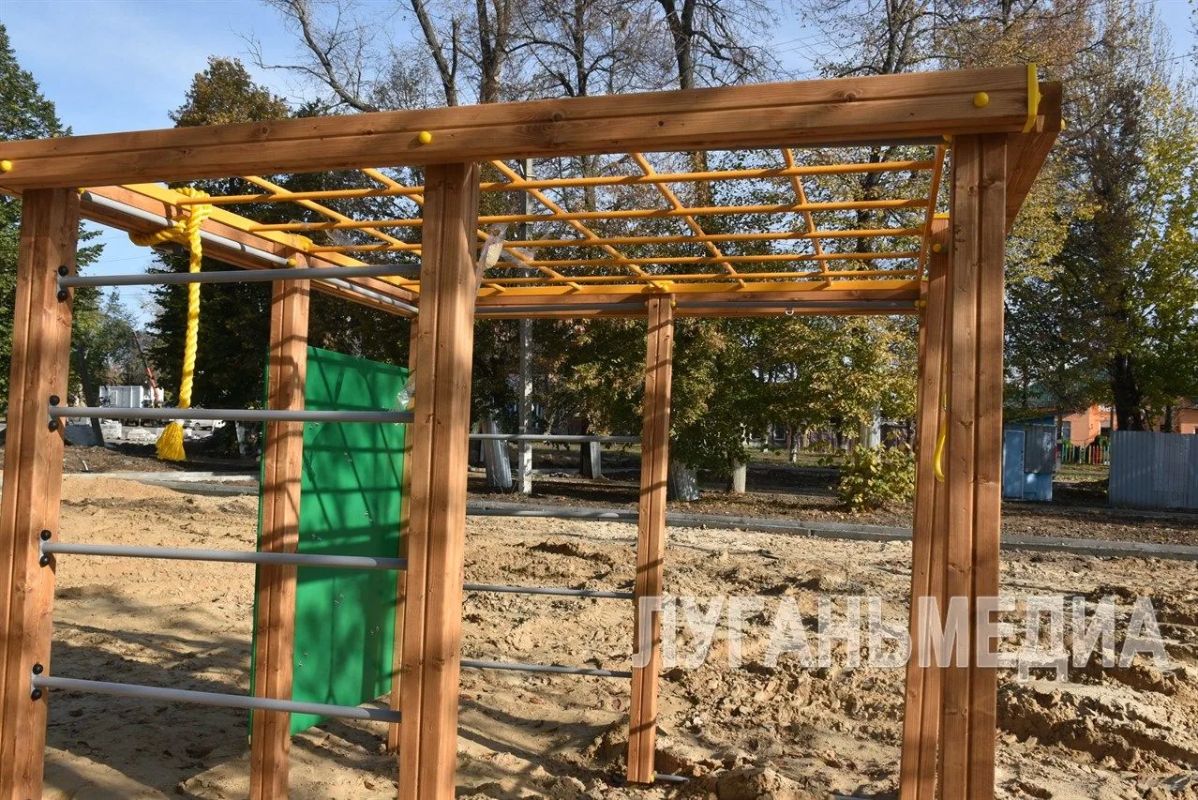 «Единая Россия» проинспектировала ход благоустройства парка Культуры и отдыха в Новопскове «Единая Россия» проинспектировала ход благоустройства парка Культуры и отдыха в Новопскове