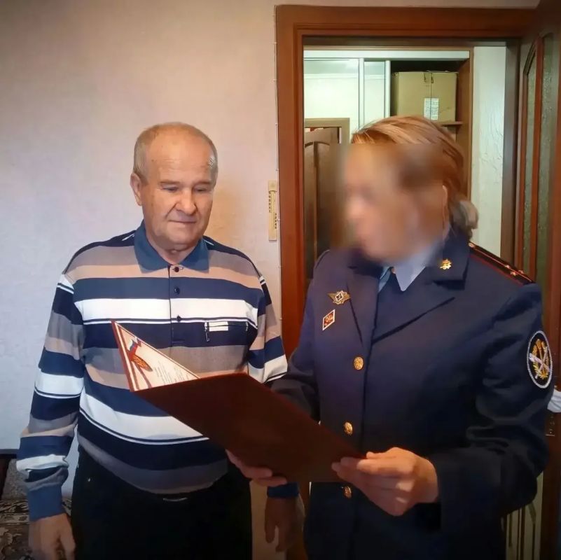 Ветерана уголовно-исполнительной системы Куракова Валерия Васильевича поздравили с Днем рождения