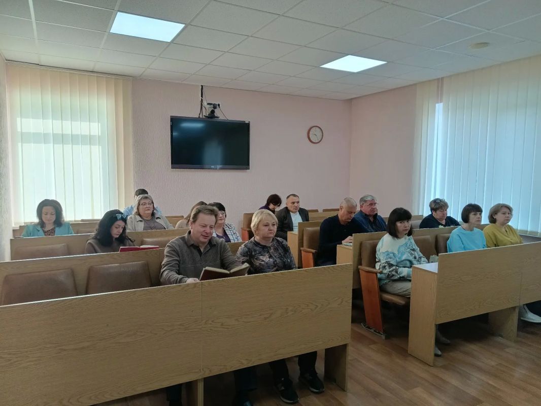 В Администрации городского округа город Ровеньки состоялось плановое рабочее совещание В Администрации городского округа город Ровеньки состоялось плановое рабочее совещание