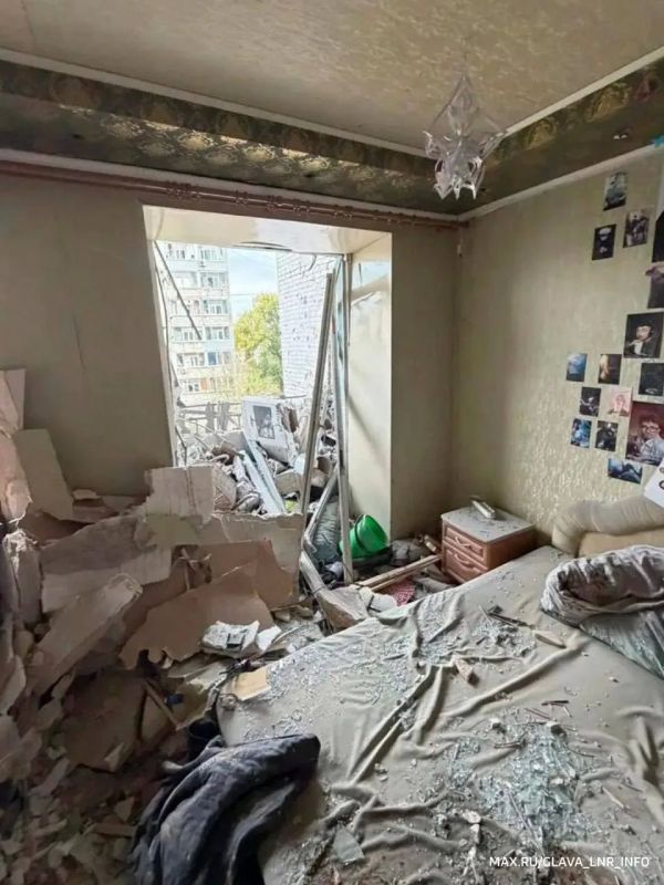 ВСУ ударили по жилому дому в ЛНР, в результате чего пострадали 4 человека — Пасечник ВСУ ударили по жилому дому в ЛНР, в результате чего пострадали 4 человека — Пасечник