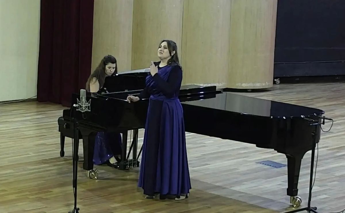 Вокалистка из ЛНР взяла вторую премию на международном конкурсе