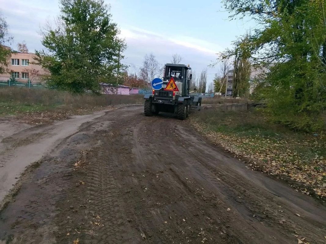 Владимир Чернев: Плановое грейдирование грунтовых дорог в Старобельском муниципальном округе