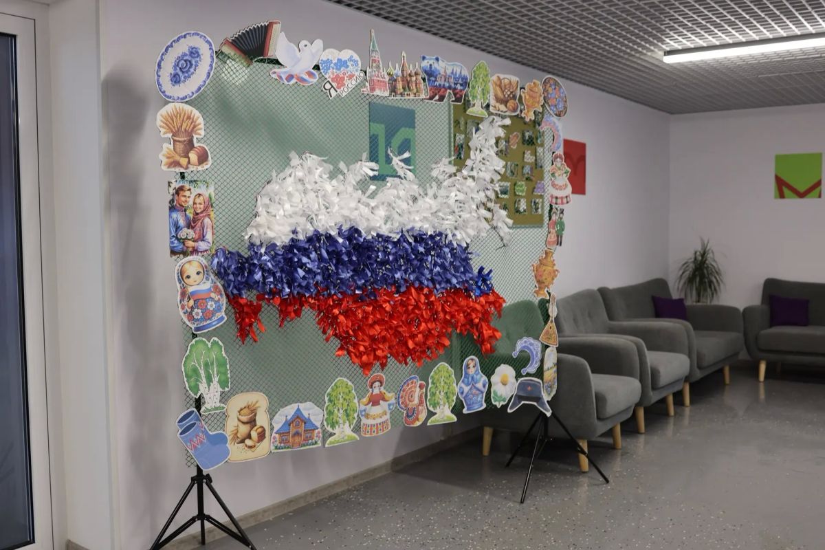 РАЗВИТИЕ ОБРАЗОВАНИЯ И НОВЫЕ ВОЗМОЖНОСТИ ДЛЯ АЛЧЕВСКА РАЗВИТИЕ ОБРАЗОВАНИЯ И НОВЫЕ ВОЗМОЖНОСТИ ДЛЯ АЛЧЕВСКА