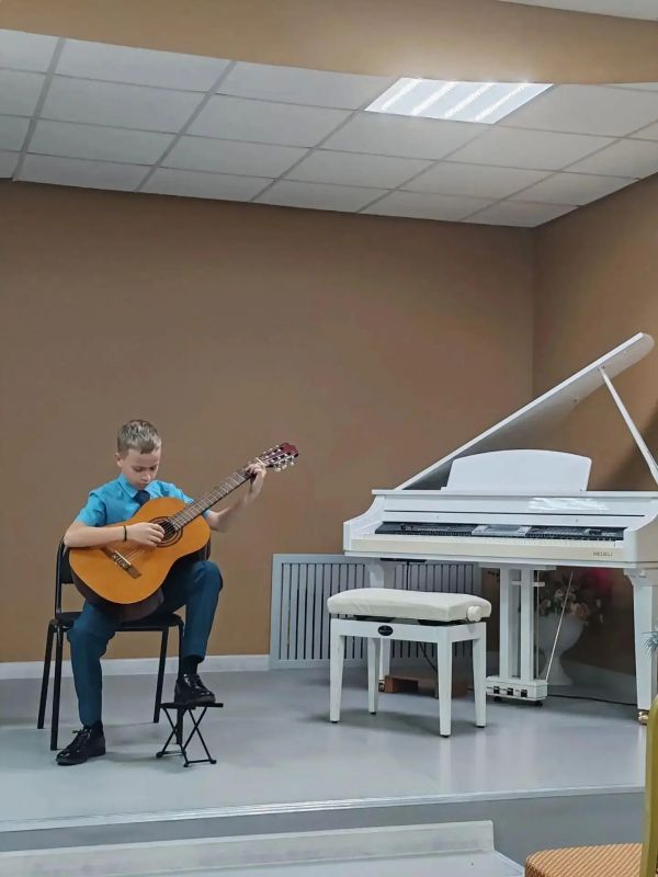 Детские школы искусств Оренбуржья и Перевальского округа провели совместный конкурс Детские школы искусств Оренбуржья и Перевальского округа провели совместный конкурс
